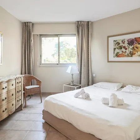 Gardenium - Welkeys Lägenhet Antibes